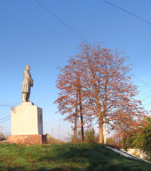 Фото 4. Памятник Тарасу Шевченко_1.jpg
